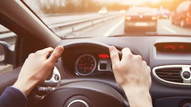 istock_122418_holidaytravel476676