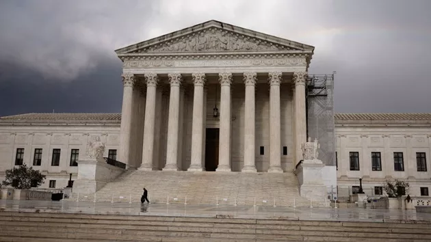 gettyimages_scotus_090424223547