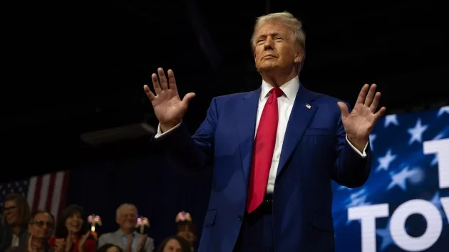 getty_donaldtrump_102124719292