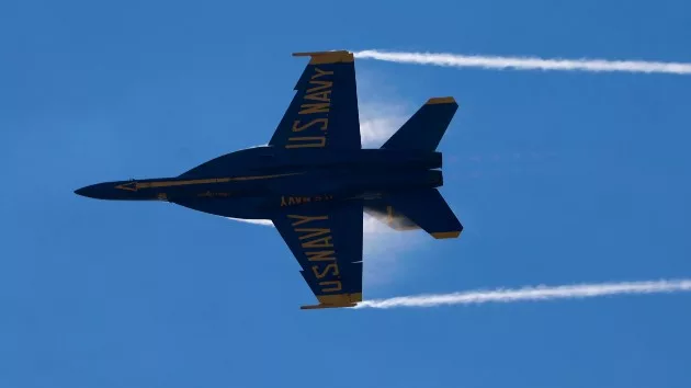 getty_usnavyplane_102124508723