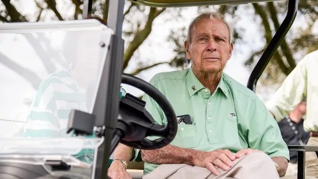 getty_102124_arnoldpalmer353109