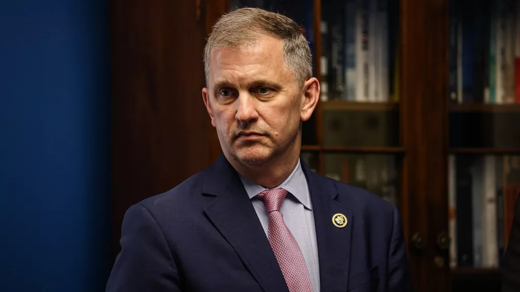 getty_seancasten_120524462640