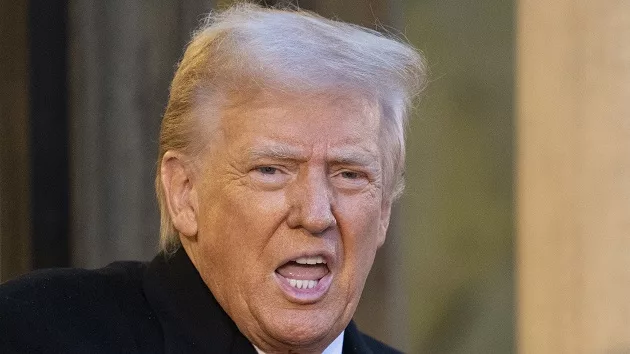 g_trump2_121024162575