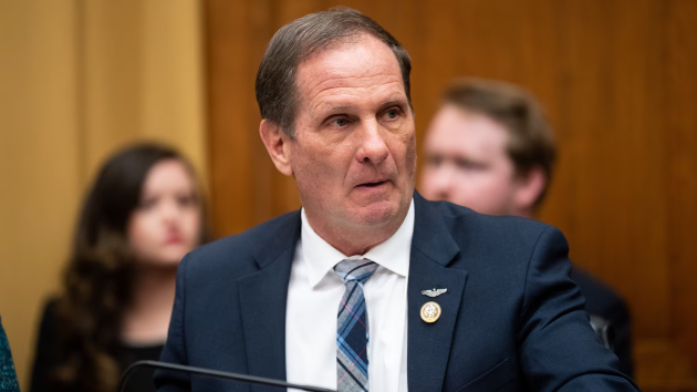 getty_rioter-inauguration-stewart-gty-jm-241211_1733954268179_hpembed_3x2335368