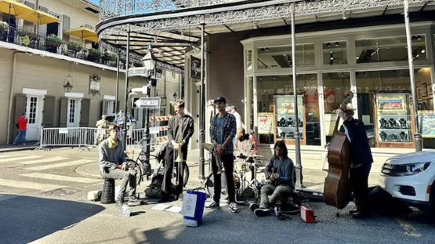 abc_1325_frenchquarter715997