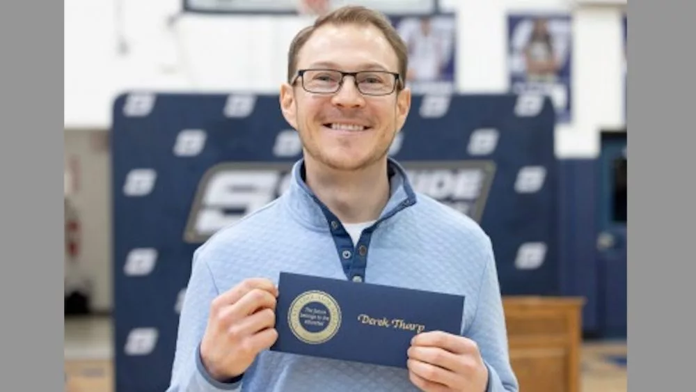 derek-tharp-southside-1000x563636957-1