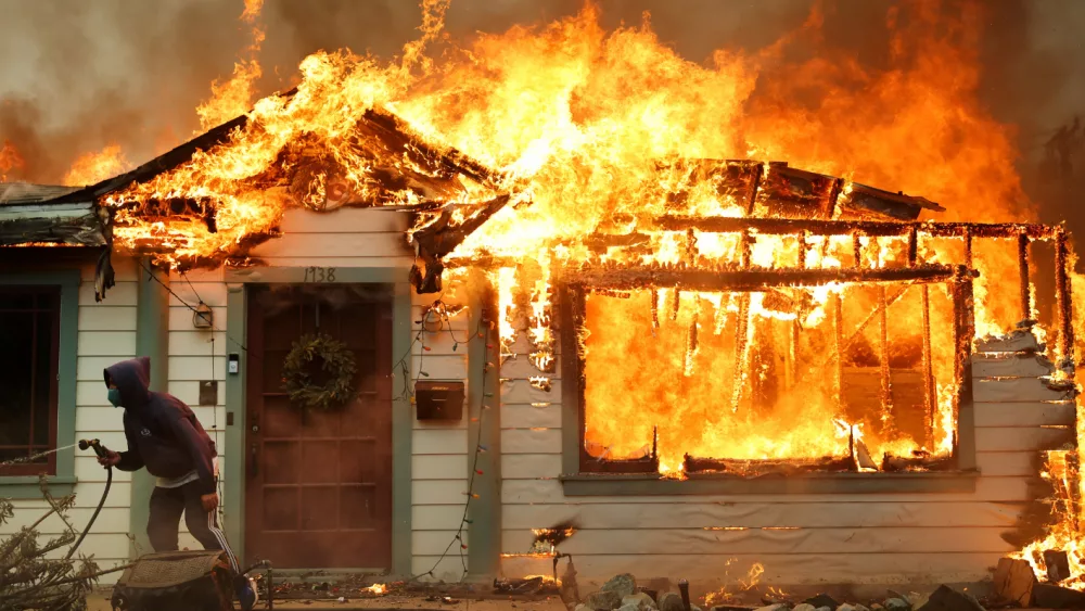 getty_lawildfires_010825661191