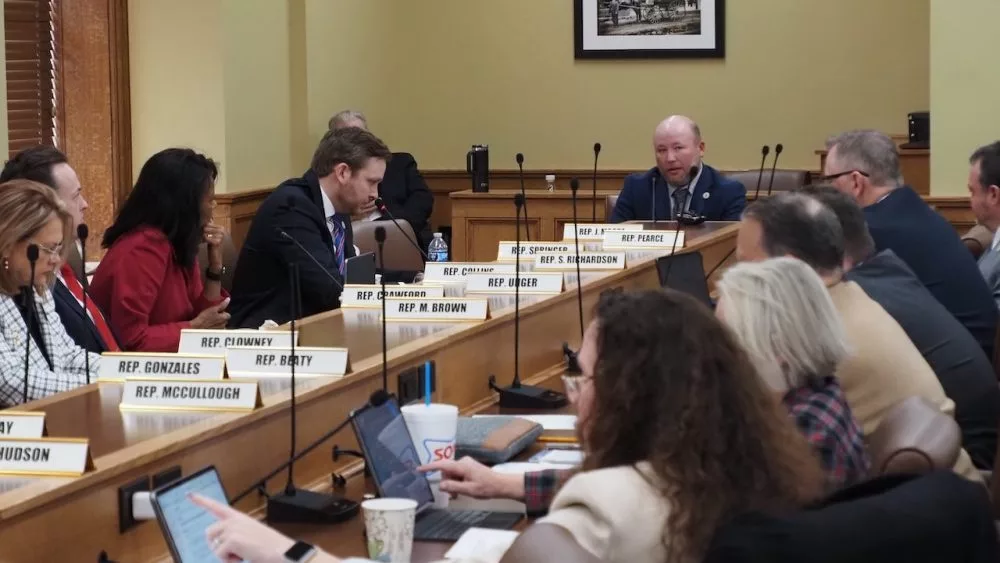 committee-view-copy-mary-hennigan-arkansas-advocate-1000x563692494-1