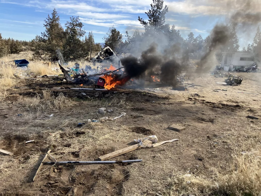 rv_fire275491