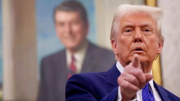 getty_trumpreaganpic440759