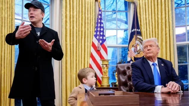 getty_musktrump_21325436374