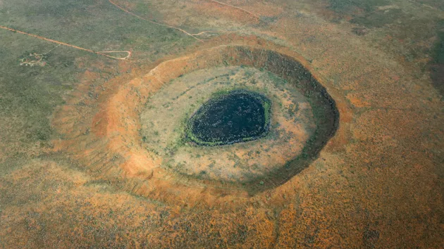 news_wolfecreekcrater_3725609579