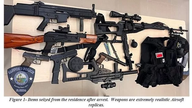 news_floridaarrest_031025210398