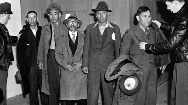 news_japanesecivilians_31325734274