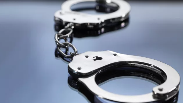 getty_cuffs_31825209311