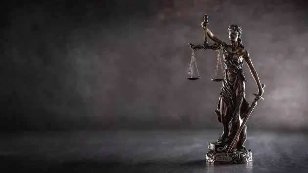 gettyrf_32125_blindjustice489374
