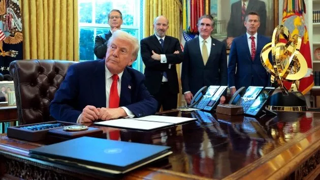 getty_trump_041025790875