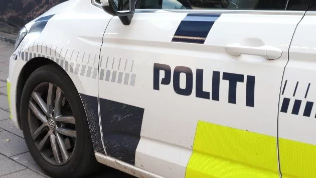 getty_danishpolice_041425810711