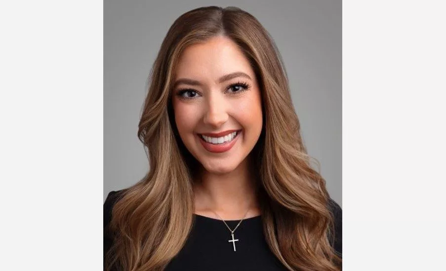 alyssa-brown-official924082