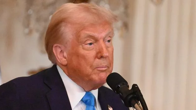 g_trump_041625998701