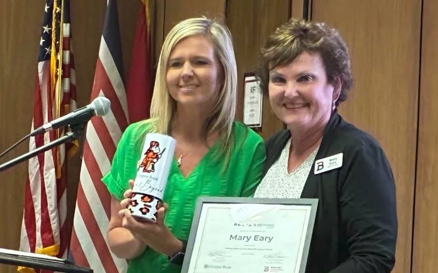 ashley-engles-mary-eary-citizens-bank-featured197644