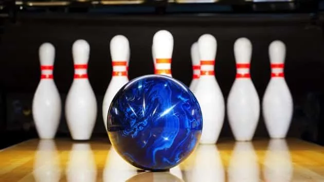 getty_113016_bowlingball953850