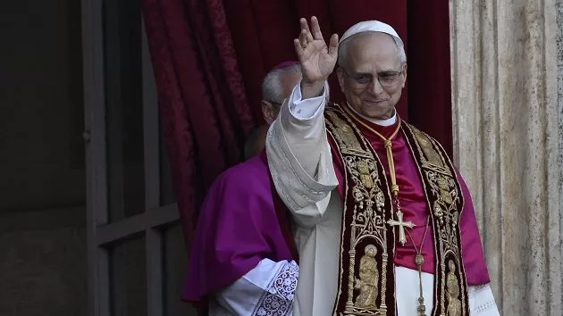 g_pope_050825875878