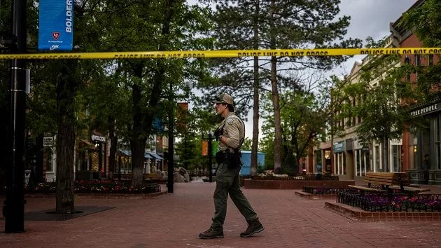 g_boulder_060225817494