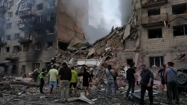 getty_kyivattack_061725799861