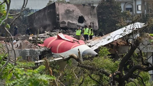 getty_airindiacrash_061825223387