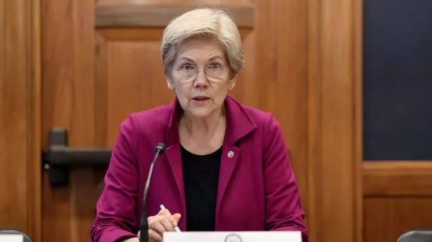 getty_elizabethwarren_07032558908