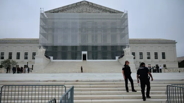 getty_supremecourt_7825936978