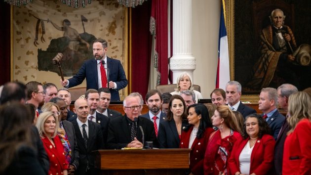 getty_texashouse_0821255964