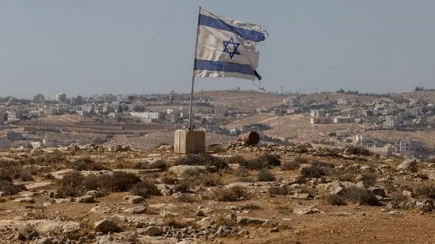 getty_westbank_082125373463