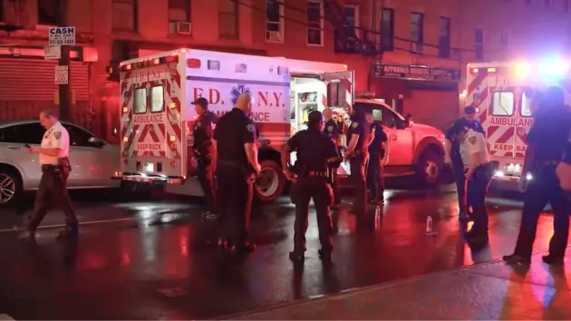 news_brooklynpoliceshooting_9725467793