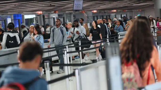 getty_air-travel-gty-jef-250926_1758904387790_hpmain127754