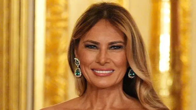 g_melania_10102548643