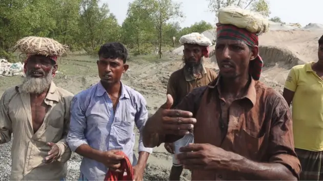 news_rohingyaworkers_101025429724