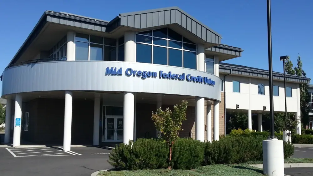 mid-oregon-credit-union-east-bend-branch370731