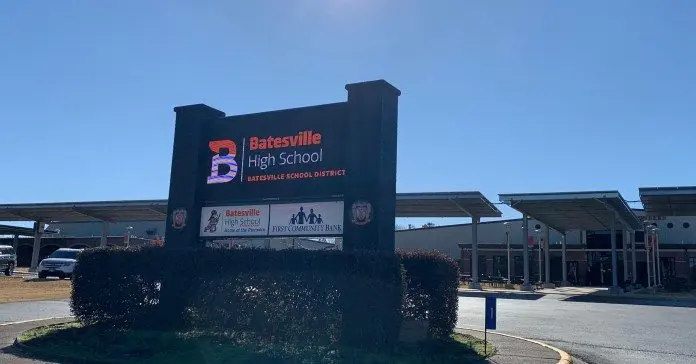 batesville-high-school-sign-featured7515