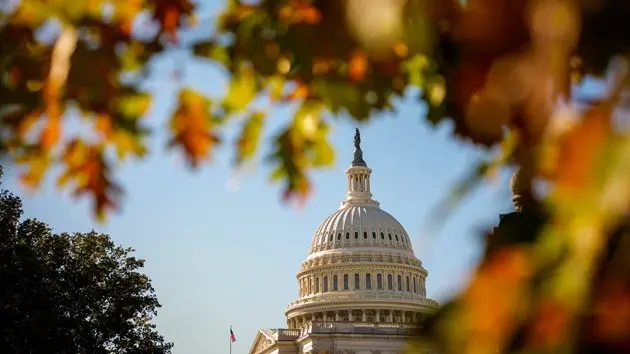 g_uscapitol_102725434245