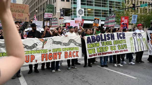 getty_chicago120813068