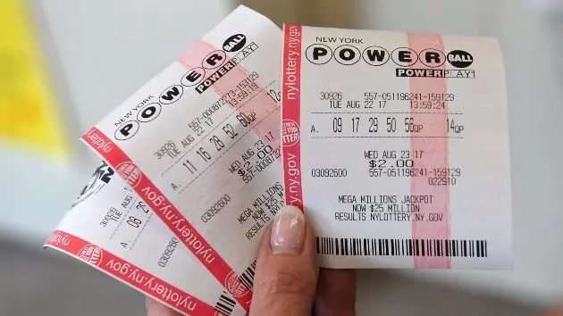 getty_powerball_121725607394