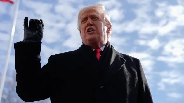 getty_donaldtrump_012826691210