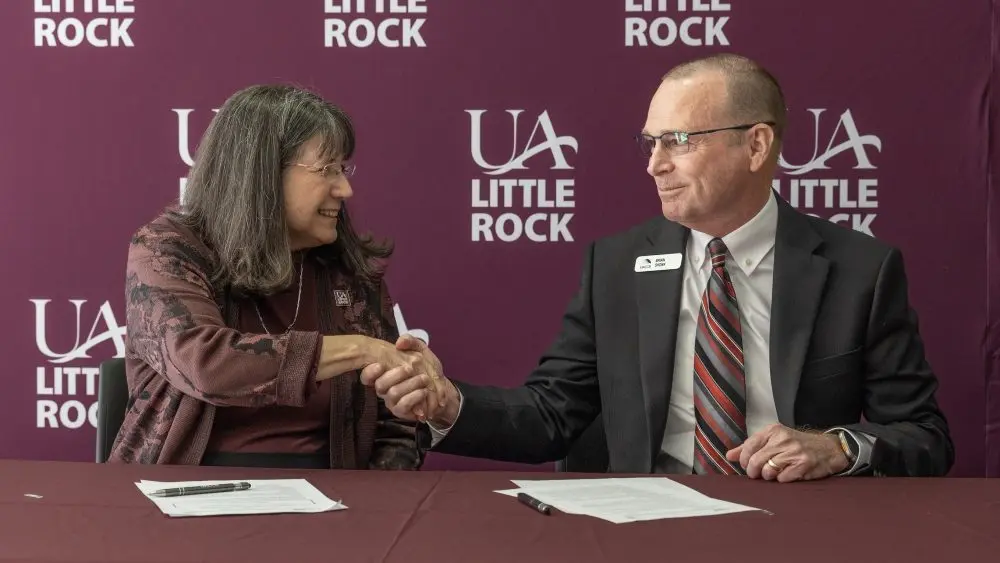 ualr-uaccb-signing-1000x56362901-1