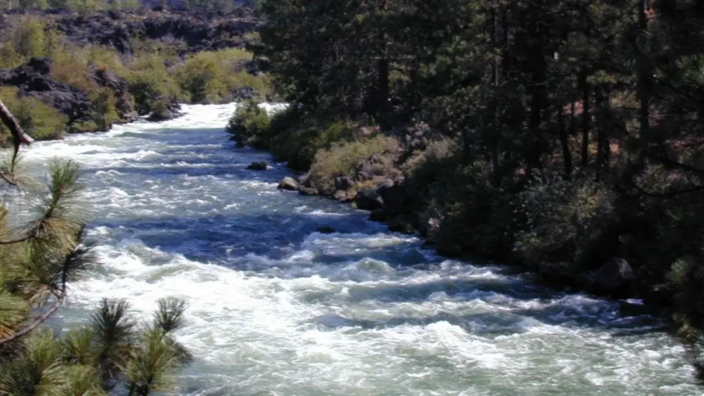 deschutes_river450577