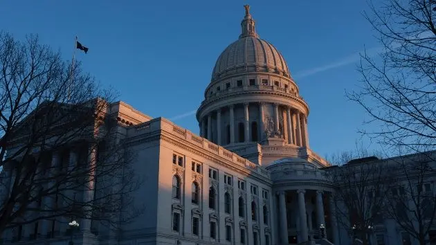 getty_wisconsinstatecapitol_040726749236