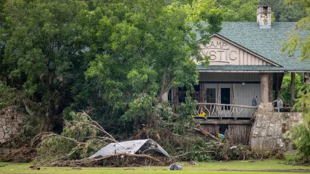 getty_campmystic_043026695234