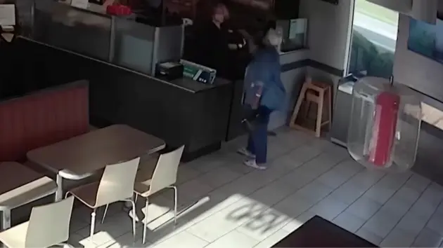 news_timhortonfight_52226313500