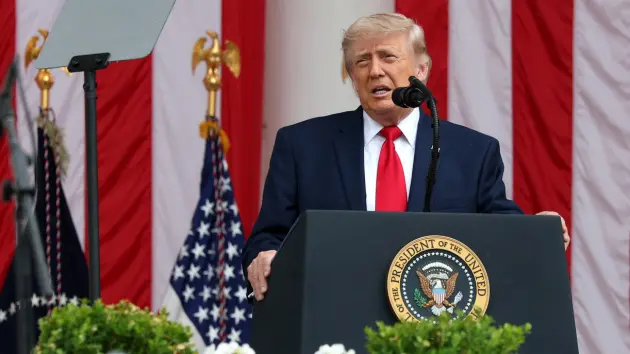 getty_donaldtrump_52626571107